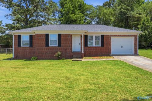 213 Golightly Spring Rd, Toney, AL, 35773-8850 | Card Image