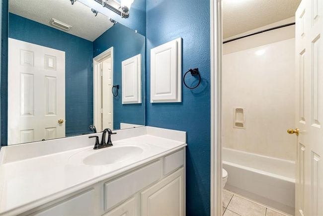 20535 Spring Bluff Ln, House other with 3 bedrooms, 2 bathrooms and 2 parking in Spring TX | Image 14