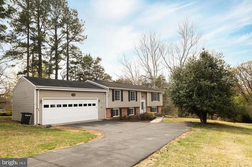 1126 Riva Ridge Dr, GREAT FALLS, VA, 22066-1612 | Card Image