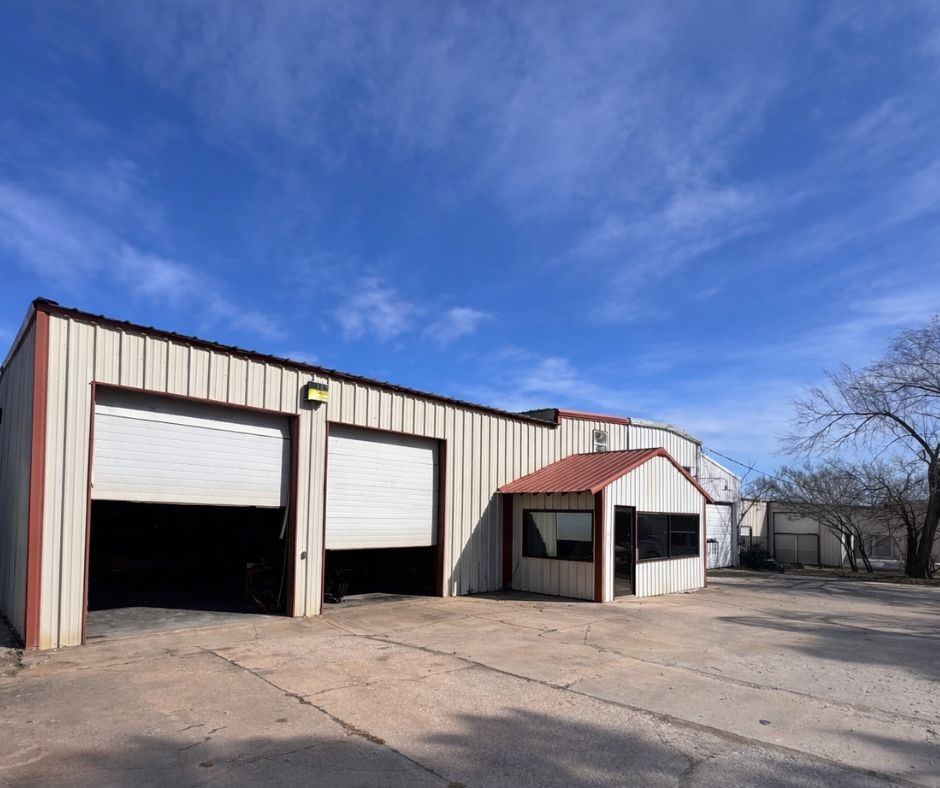 Commercial Sale in Huntsville
