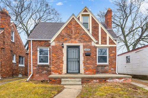 14814 Cloverlawn St, Detroit, MI, 48238-1811 | Card Image