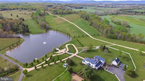 6887 Blenheim Rd, SCOTTSVILLE, VA, 24590-3971 | Card Image