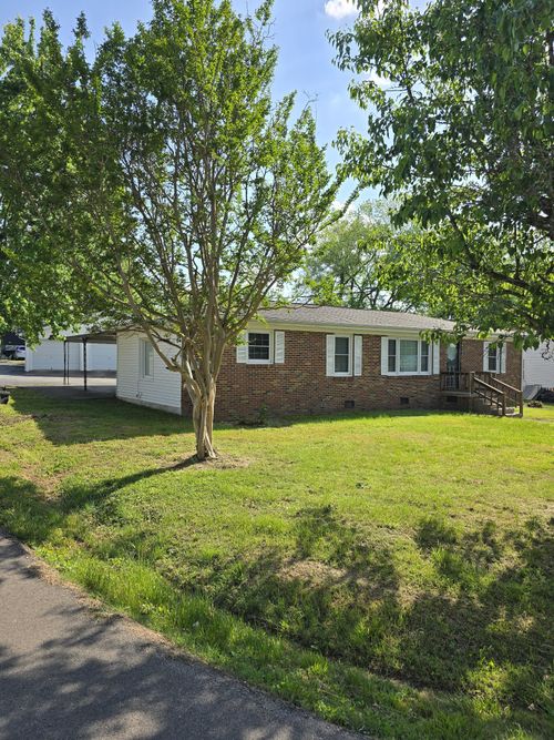 705 Nichols St S, Pulaski, TN, 38478 | Card Image