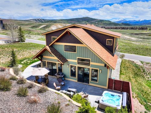 701 Saddle Ridge Cir, Granby, CO, 80446-8719 | Card Image