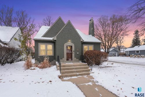 1701 S Carter Pl, Sioux Falls, SD, 57105-2020 | Card Image