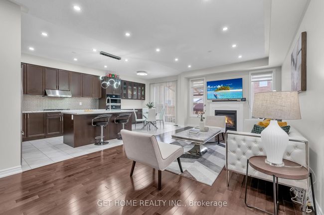 18 Germain Cir, House attached with 5 bedrooms, 4 bathrooms and 1 parking in Brampton ON | Image 16