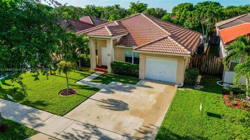 14014 N Cypress Cove Cir, Davie, FL, 33325-6748 | Card Image