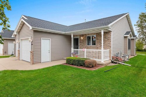N1226 Redwing Drive, Greenville, WI, 54942 | Card Image