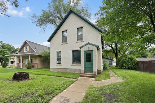 226 3rd Ave Ne, Saint Cloud, MN, 56304-0424 | Card Image