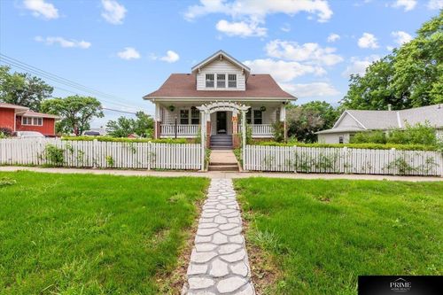 143 N Sycamore St, Wahoo, NE, 68066-1840 | Card Image