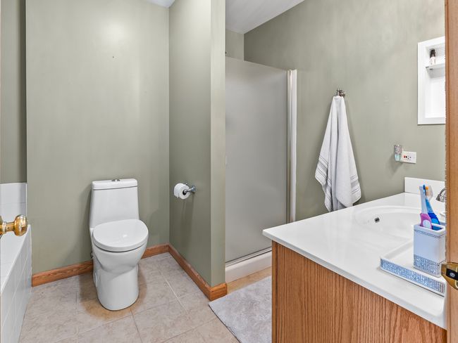 1874 Wisteria Dr, Townhouse with 2 bedrooms, 2 bathrooms and 1 parking in Aurora IL | Image 18