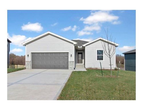 817 Shane Ct, Belton, MO, 64012 | Card Image