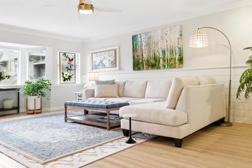 {{alt}} | Card Image