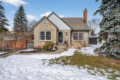 572 Huntingdon Dr, London, ON, N6C4J4 | Card Image