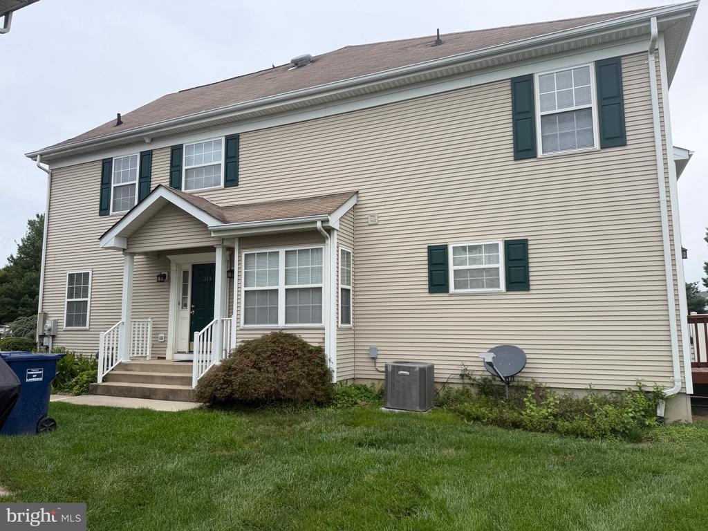 Residential Lease in LAWRENCE 3