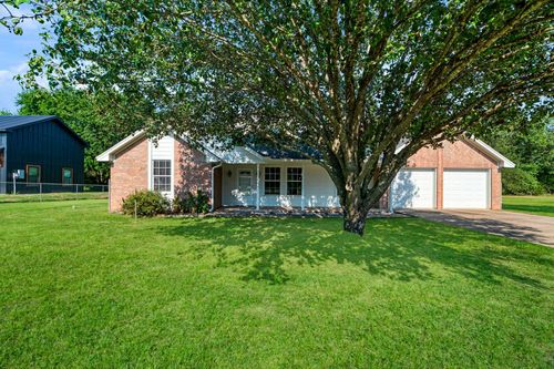 329 Helena Dr, Powderly, TX, 75473-5525 | Card Image