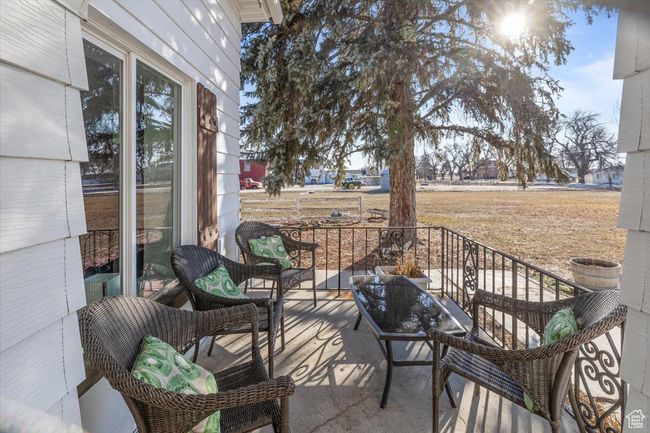 View of wooden terrace | Image 5