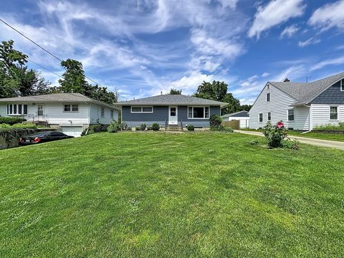 3237 22nd Ave, Rock Island, IL, 61201-5070 | Card Image