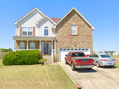 1728 Flagstone Dr, Clarksville, TN, 37042-1712 | Card Image