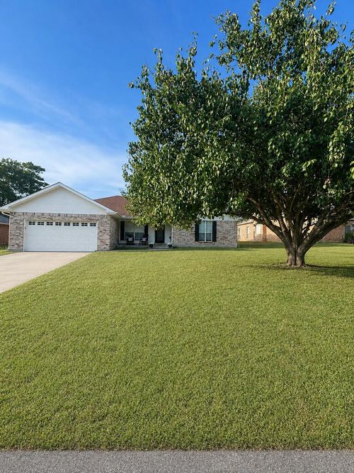 315 Country Club Drive, Picayune, MS, 39466 | Card Image