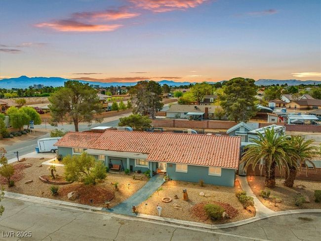 Birds eye view of property featuring a mountain view and a residential view | Image 34