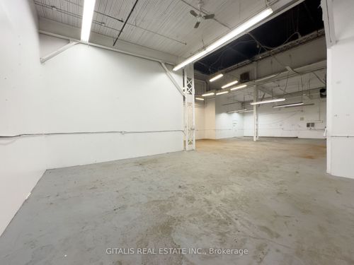 200c-225 Sterling Rd, Toronto, ON, M6P4J6 | Card Image