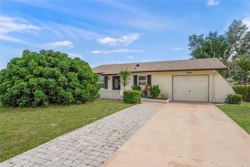 1036 Hope St, Venice, FL, 34285-7121 | Card Image