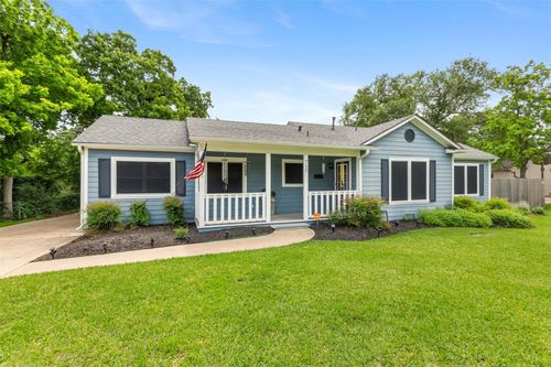 717 Inwood Dr, Bryan, TX, 77802-4028 | Card Image