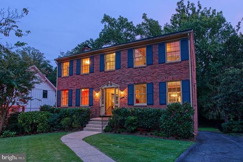 4456 38th St N, ARLINGTON, VA, 22207-4550 | Card Image