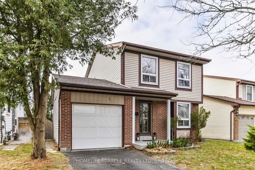 37 Banner Cres, Ajax, ON, L1S3S8 | Card Image