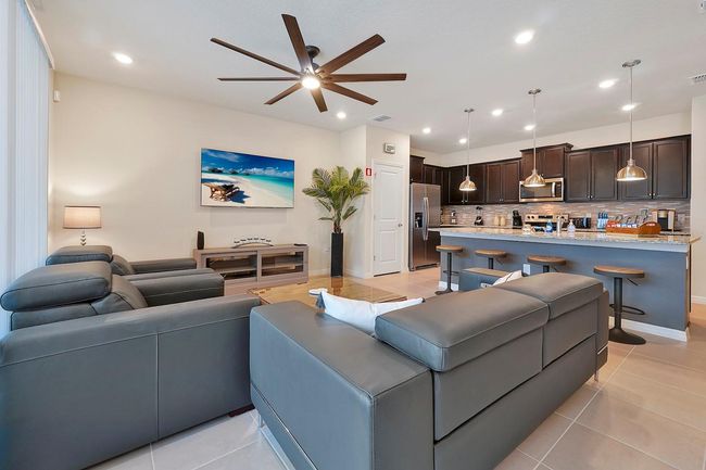 4014 Lana Ave, Townhouse with 5 bedrooms, 5 bathrooms and null parking in DAVENPORT FL | Image 6