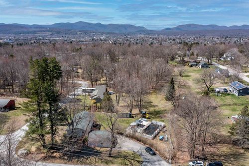 52 Victoria Dr, Rutland, VT, 05701-9125 | Card Image