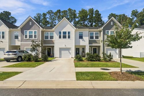 8773 Silver Creek Ln, North Charleston, SC, 29420-6875 | Card Image