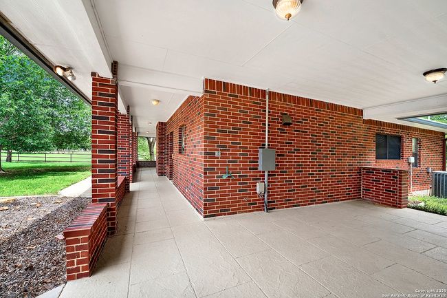 101 Ranch Rd, House other with 3 bedrooms, 3 bathrooms and null parking in Adkins TX | Image 12