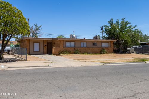 10080 Newcastle Drive, El Paso, TX, 79924 | Card Image