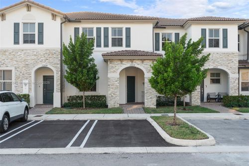 12428 Nw 23rd Ct, Miami, FL, 33167-1569 | Card Image