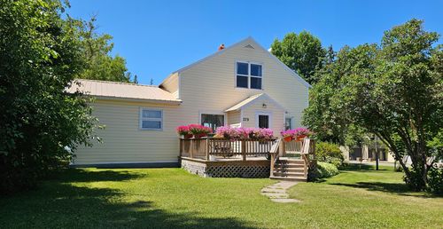 379 Maple St, Gonvick, MN, 56644-4359 | Card Image