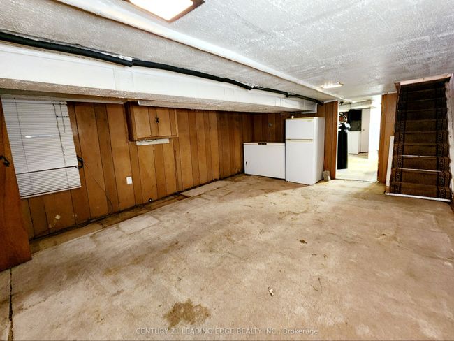 635 Coxwell Ave, House attached with 3 bedrooms, 2 bathrooms and null parking in Toronto ON | Image 28