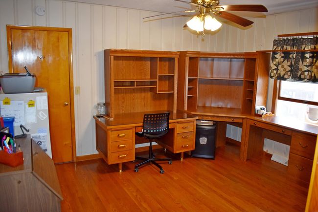 1208 Oak St, House other with 4 bedrooms, 2 bathrooms and null parking in Osage IA | Image 16