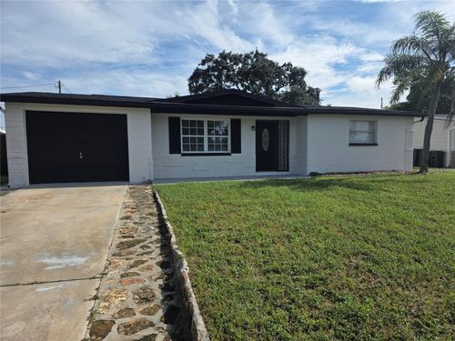 7401 Country Club Dr, HUDSON, FL, 34667-6803 | Card Image