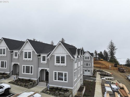 1128 Ne Seascape Ave, Depoe Bay, OR, 97341-9869 | Card Image