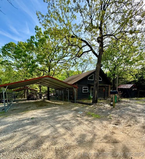 139 N Bk 1800 Rd, Stigler, OK, 74462-1581 | Card Image