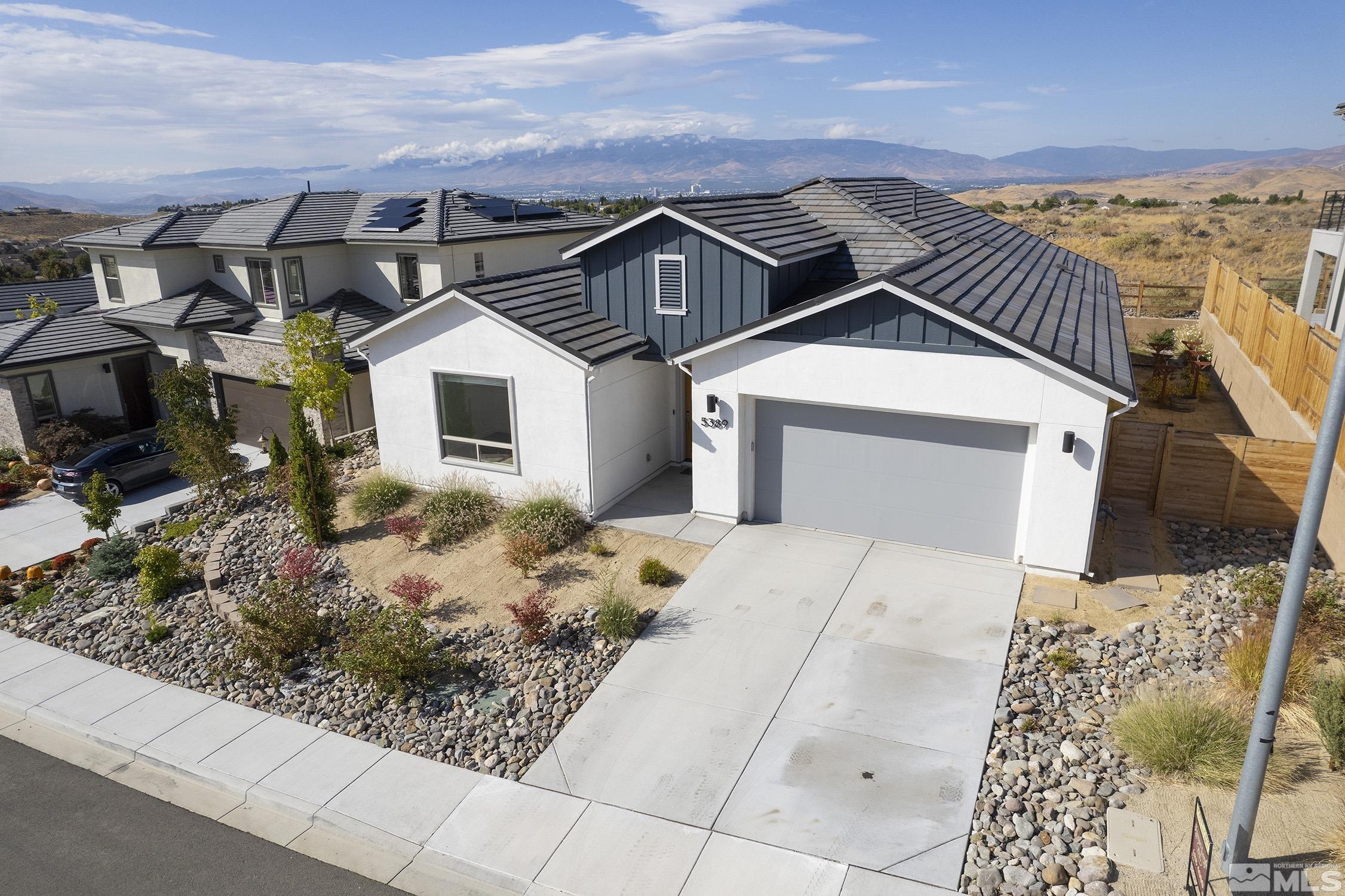 Skystone Dr, Sparks, NV 89436