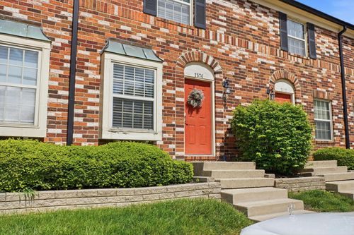 g-2574 Scioto View Ln, Columbus, OH, 43221-3680 | Card Image