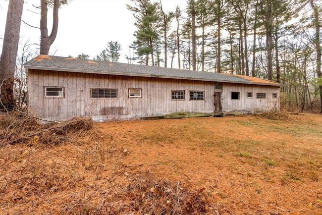 204 Ridge St, House other with 6 bedrooms, 4 bathrooms and 12 parking in Millis MA | Image 40