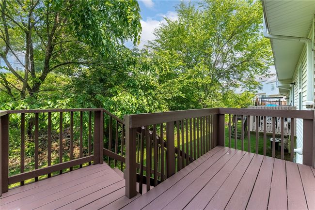 206 Mountain Dr, Townhouse with 3 bedrooms, 3 bathrooms and 2 parking in Carnegie PA | Image 34