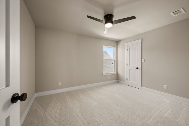 207 W 7 Th St, House other with 4 bedrooms, 3 bathrooms and null parking in Justin TX | Image 31