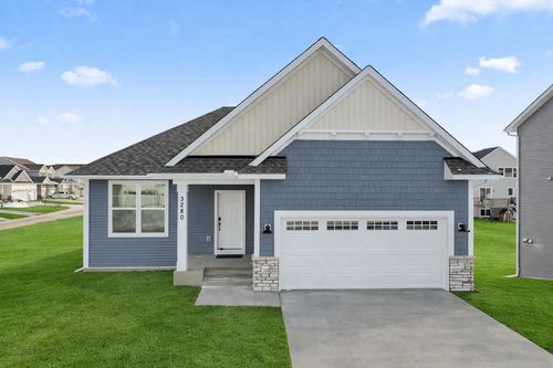 3280 Linden Ave N, Lake Elmo, MN, 55042-2200 | Card Image