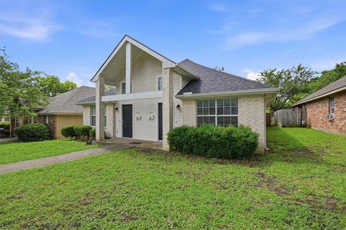 906 W Houston St, Sherman, TX, 75092-7312 | Card Image