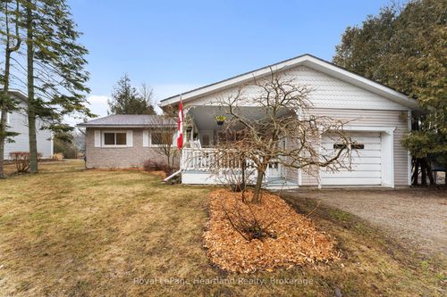 209 Cedar Close, Kincardine, ON, N2Z2X3 | Card Image
